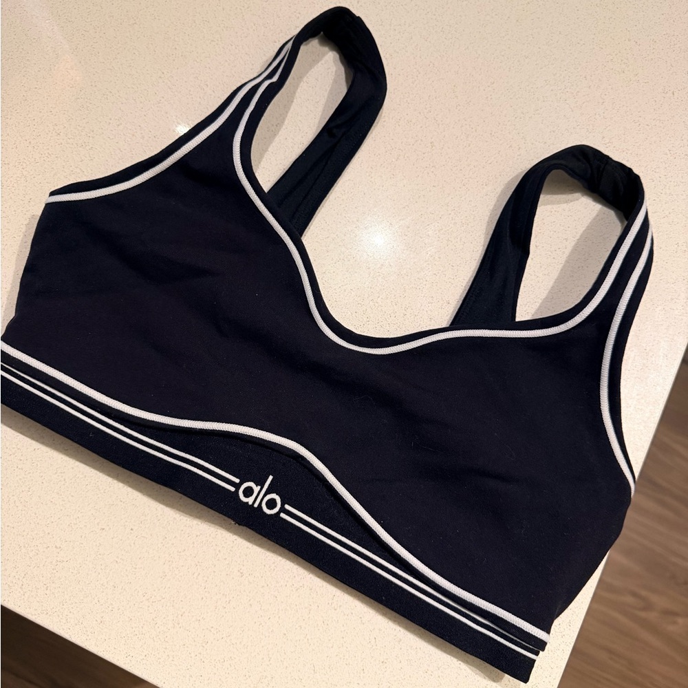 Alo Yoga Airbrush Heart Throb Bra